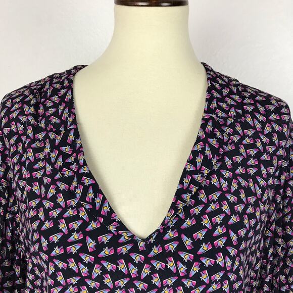 Zara Basic Pullover Shoe Print Tie Back V Neck Shirt - Picture 2 of 8